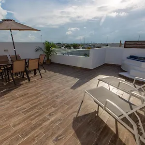 Beautiful And Comfy Penthouse&apartment Appartement